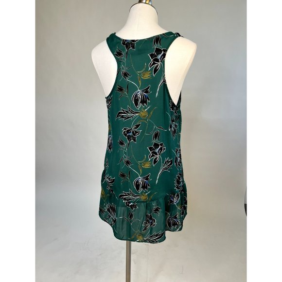 Cabi - Picture 2 of 2